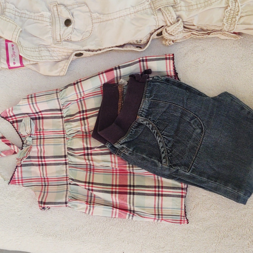 Lot girls 3T summer dresses, outfits & PJ's. Some NWOT in excellent condition. - Picture 10 of 16